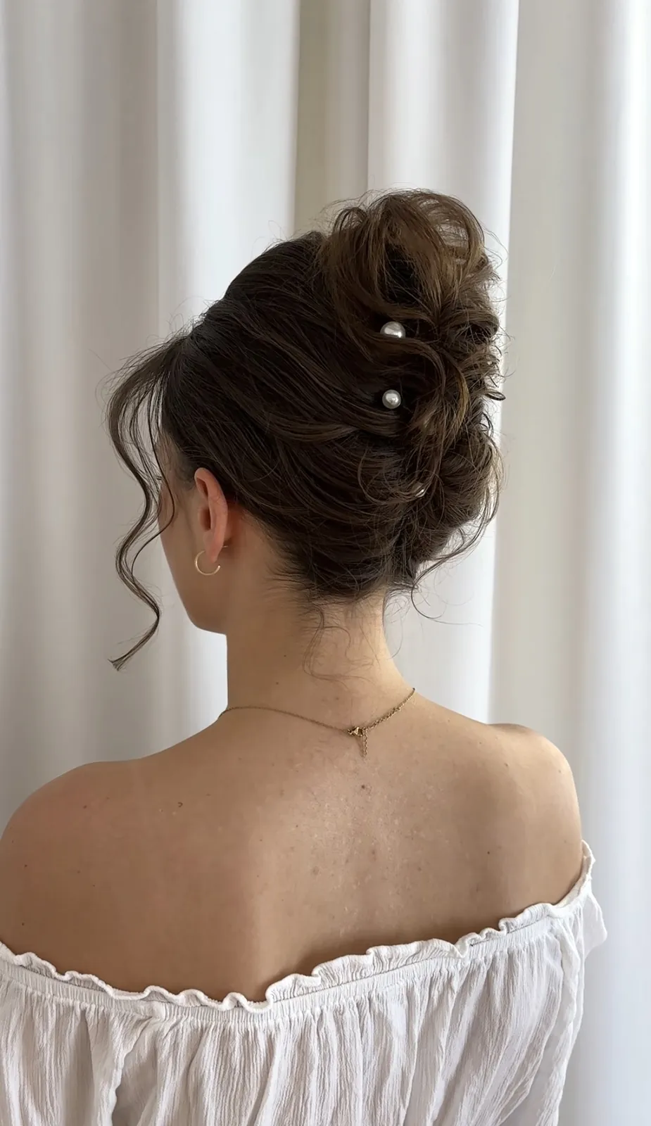 Fryzura ślubna - french twist, stylizacja Anna Popek