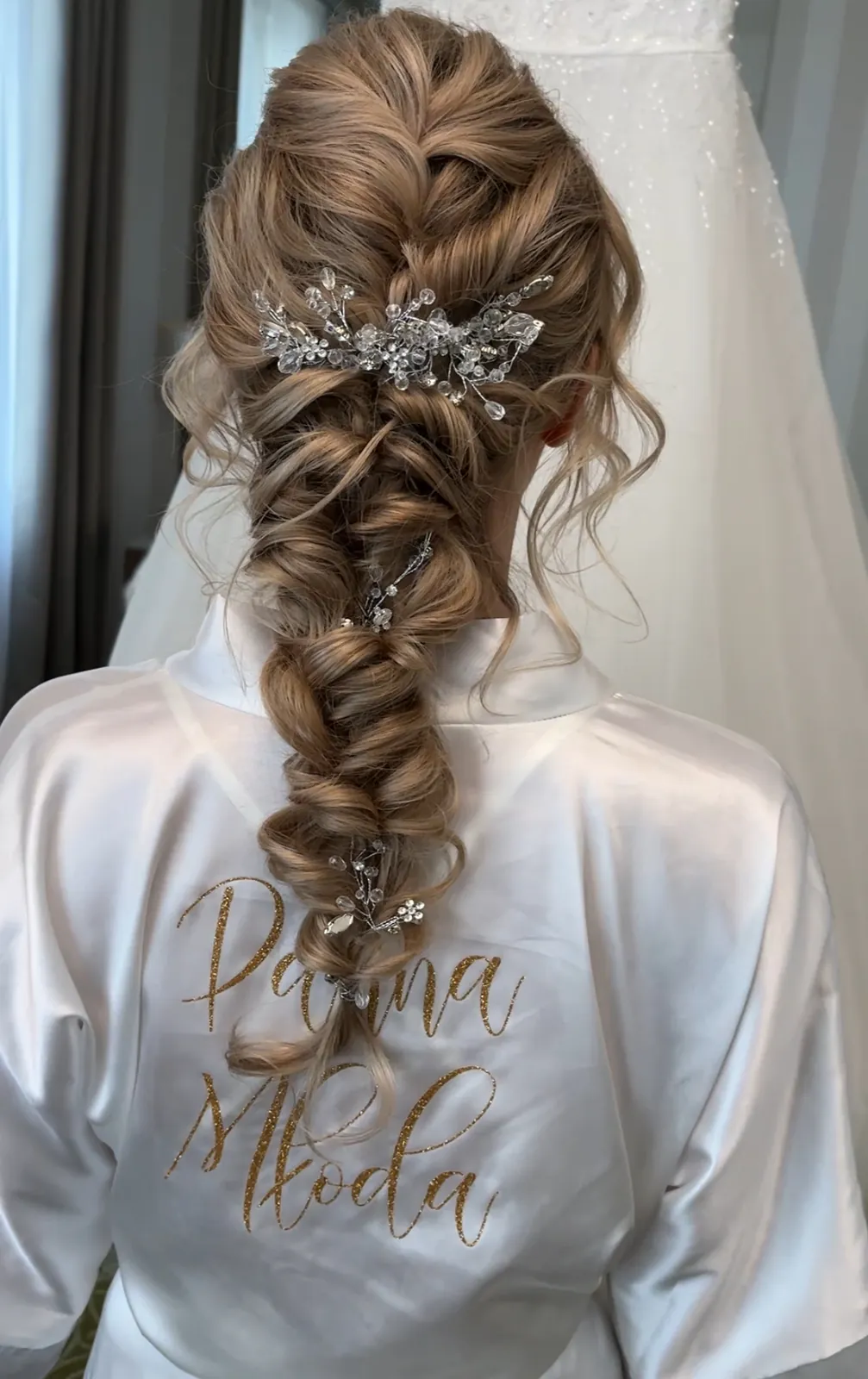 Fryzura ślubna - kucyki, stylizacja Anna Popek