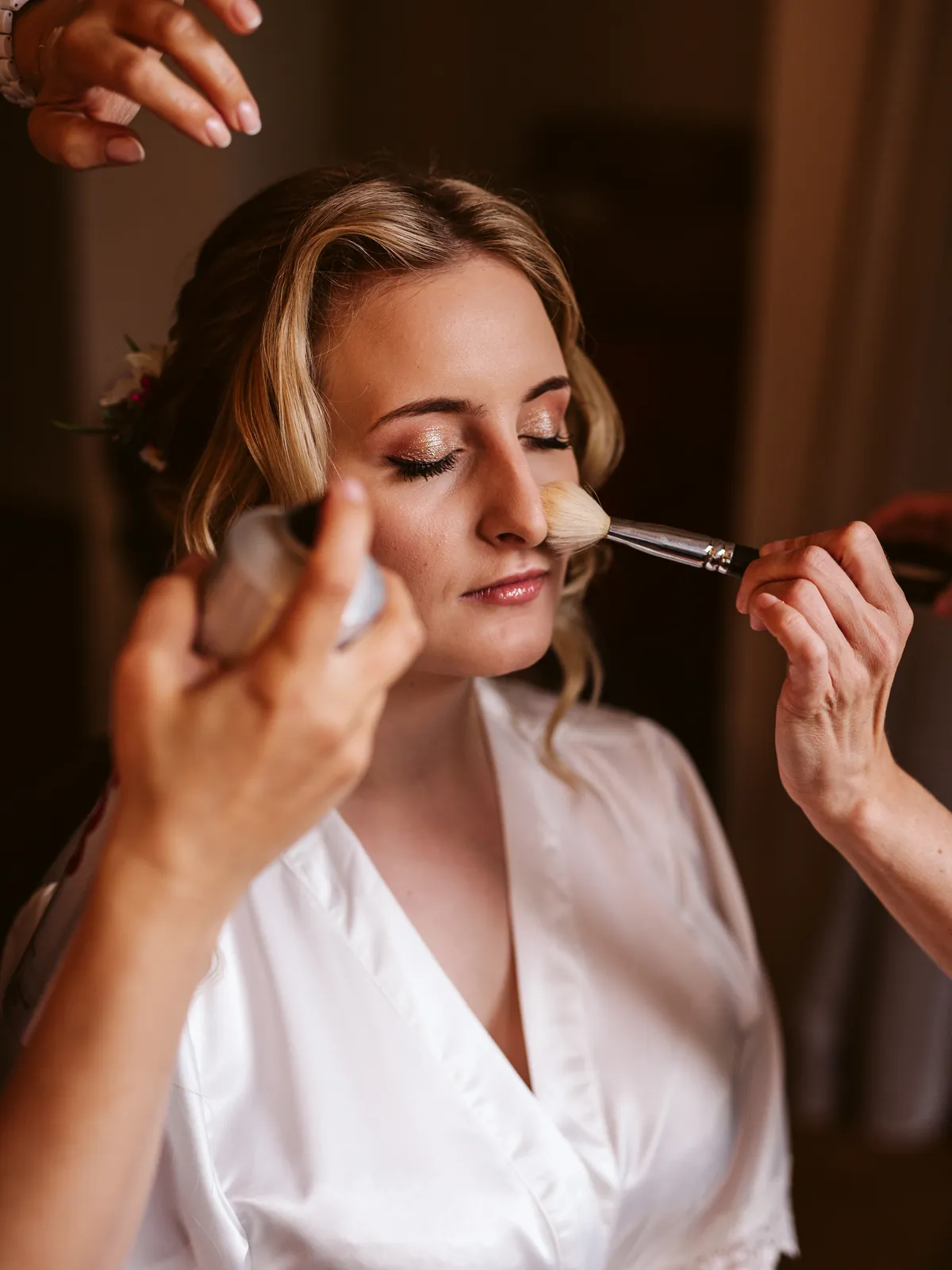Panna Młoda - makijaż i fryzura ślubna, stylizacja Anna Popek